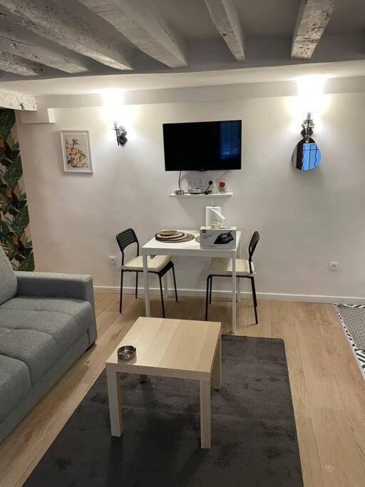 Appartement Confortable - Opera - Place De La Madeleine - Saint Martin - 4 Pers Paris Eksteriør billede